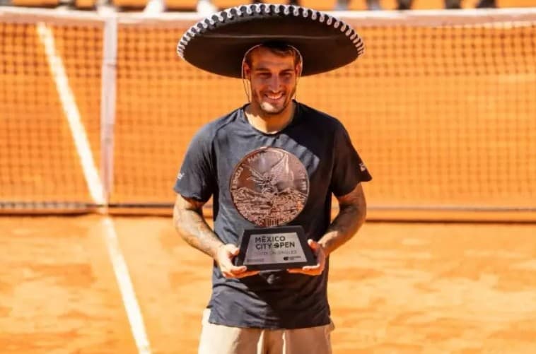 Felipe Meligeni conquista título no México e chega ao melhor ranking da carreira